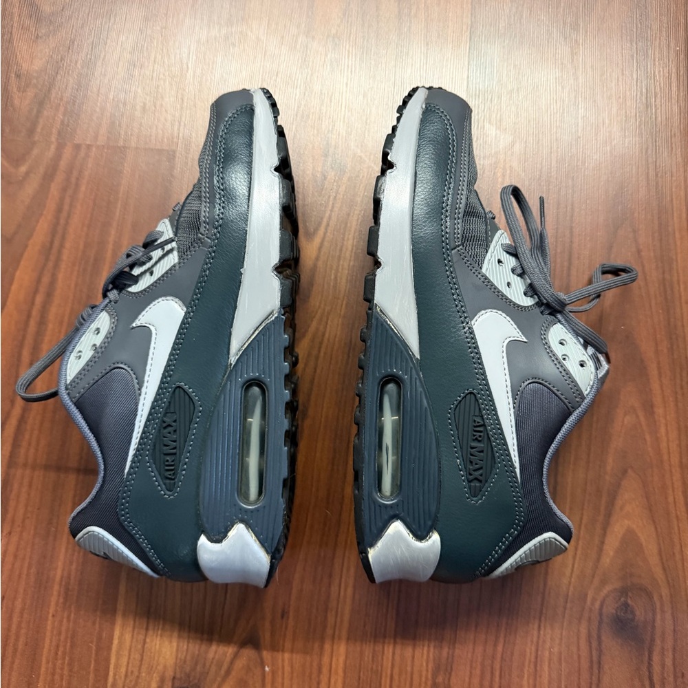 Nike Air Max 90 Essential Dark grey/Wolf grey-Anthracite 616730-030 Wmn Sz 9